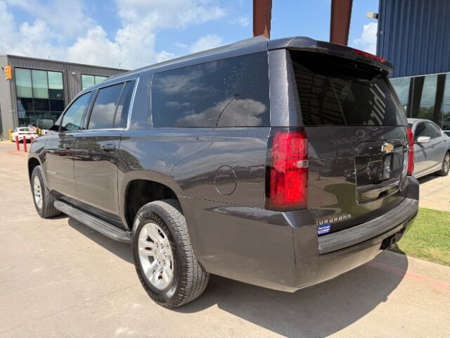 2017 Chevrolet Suburban LT