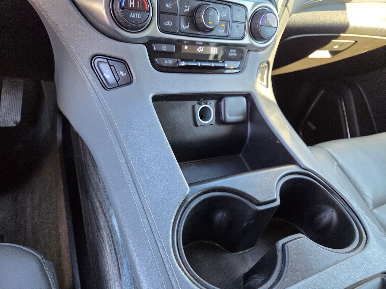 2017 Chevrolet Suburban LT Charlton MA