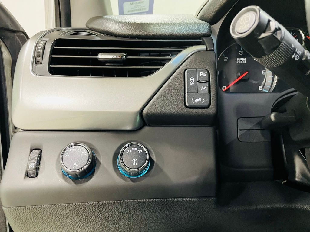 2017 Chevrolet Suburban LT Jersey City NJ