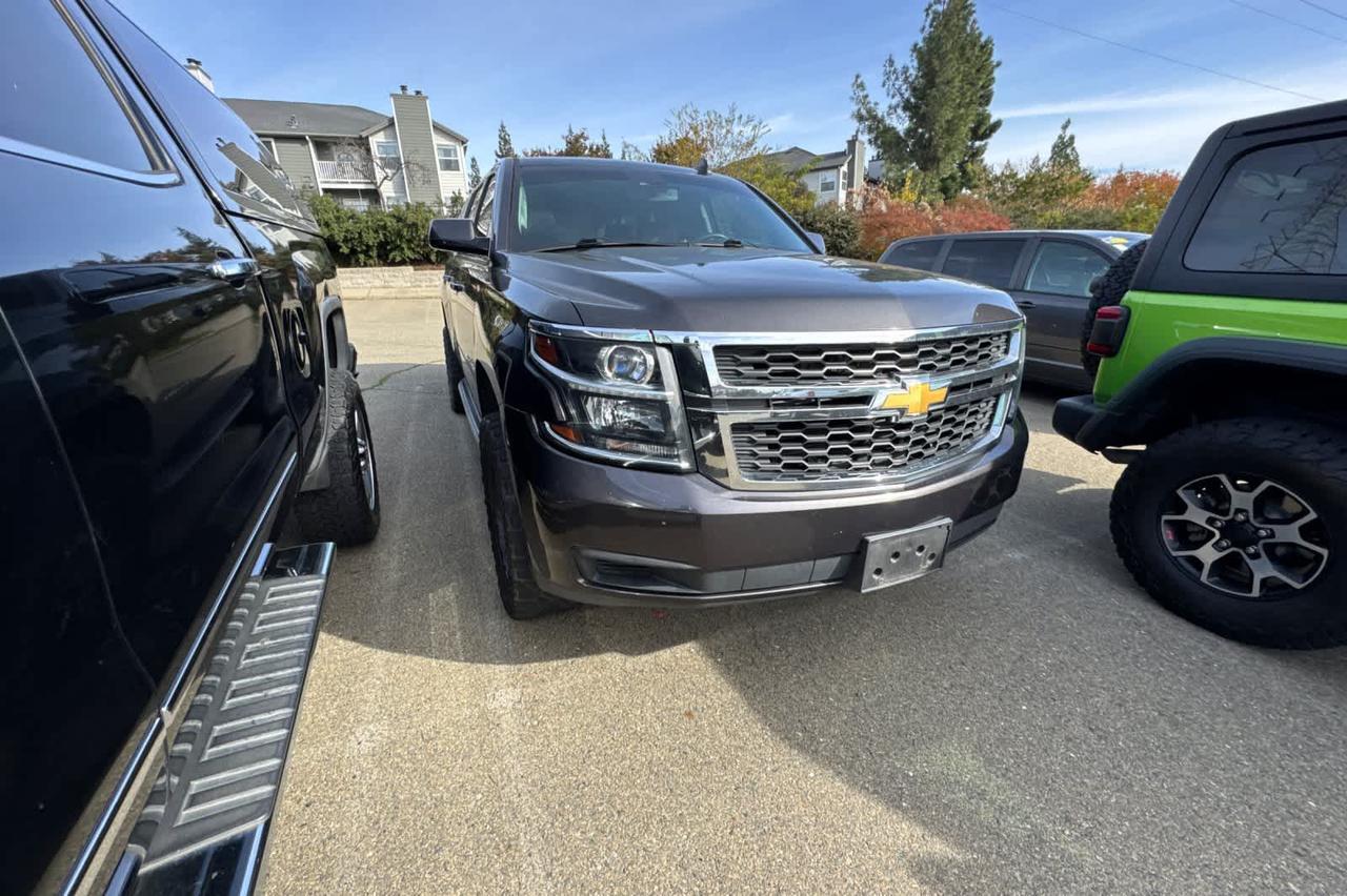 2017 Chevrolet Suburban LT