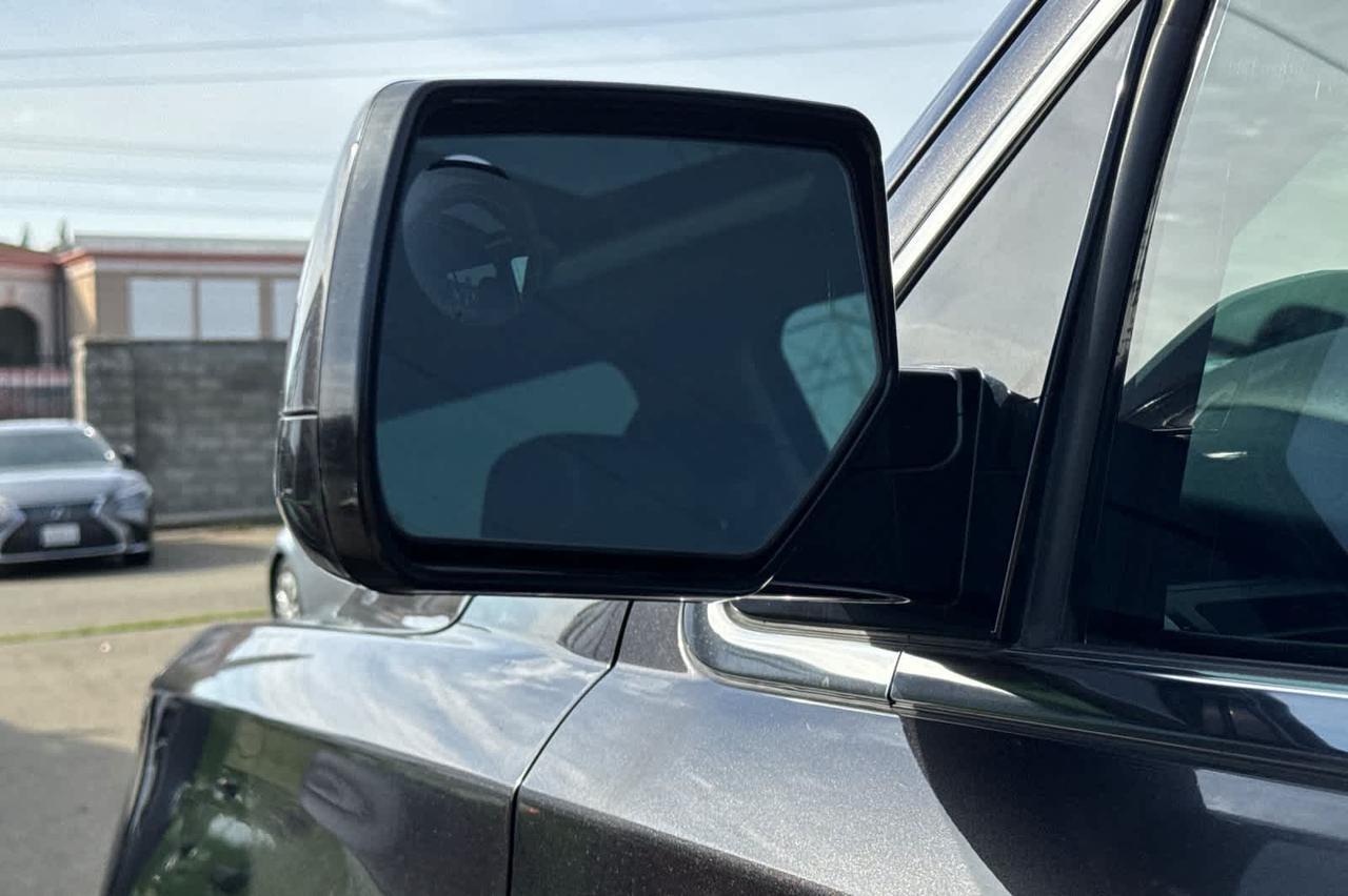 2017 Chevrolet Suburban LT Roseville CA