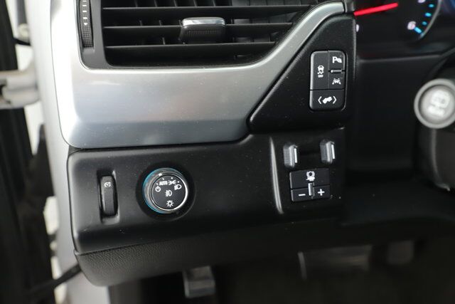 2017 Chevrolet Suburban LT New Braunfels TX