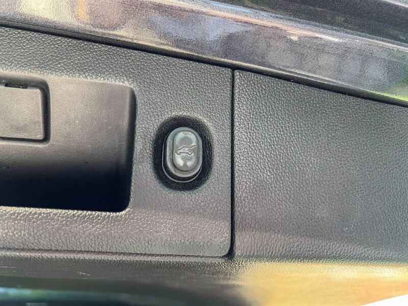 2017 Chevrolet Suburban LT Wilmington NC