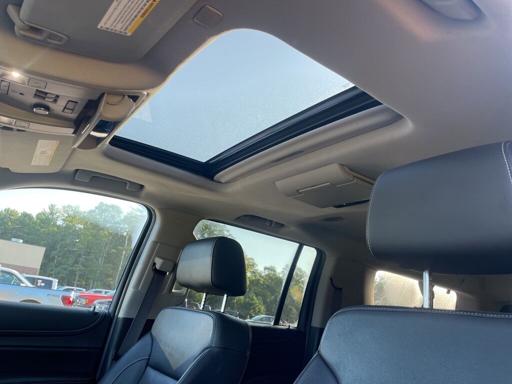 2017 Chevrolet Suburban Premier 4WD 7 Passenger Minocqua WI