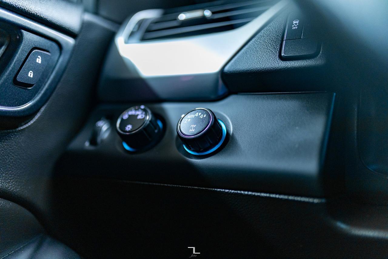 2017 Chevrolet Tahoe 1500 4x4 LT PSeat BCam Red Deer AB