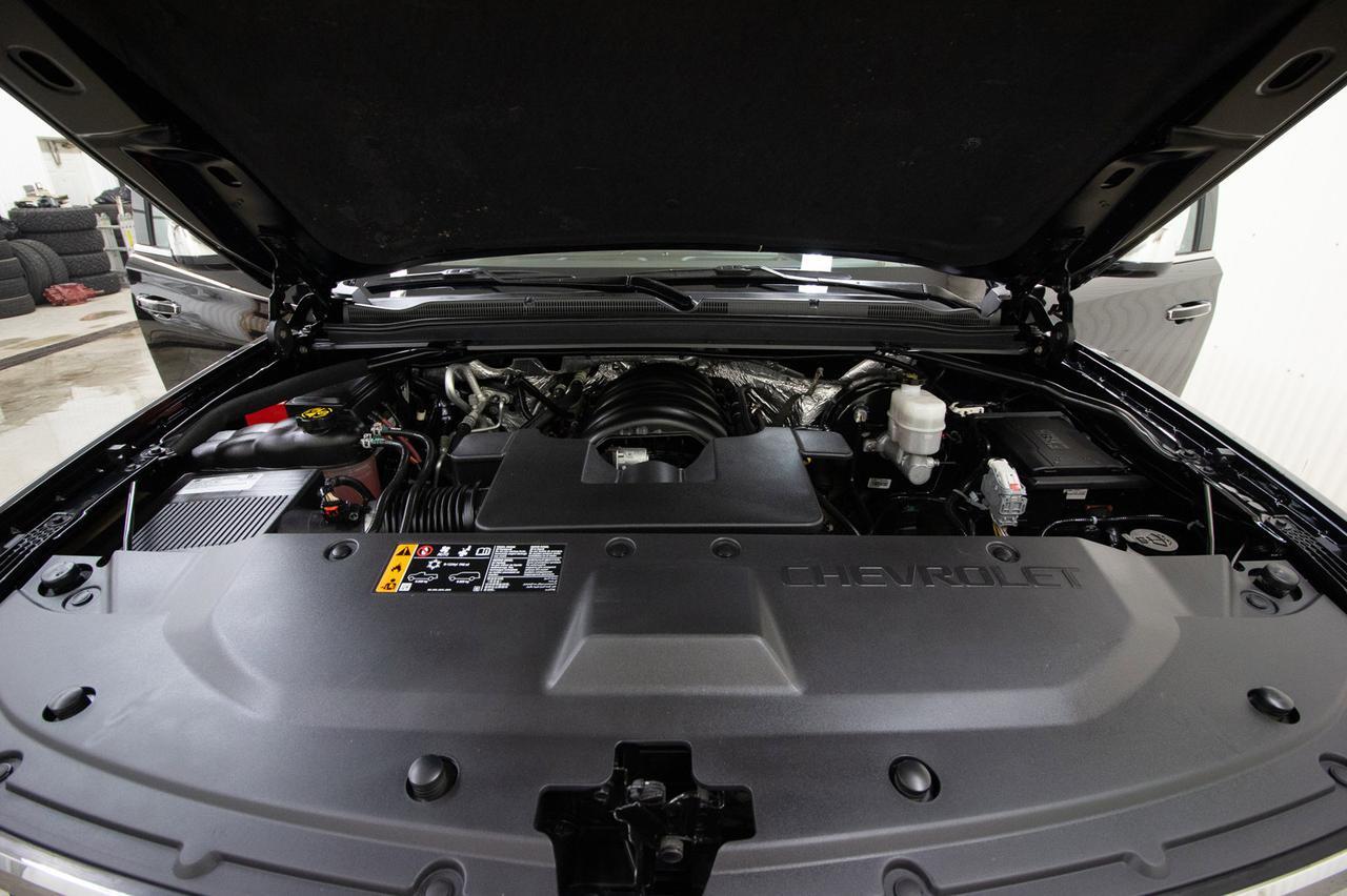 2017 Chevrolet Tahoe AWD Premier Leather Roof Nav TV BCam Red Deer AB