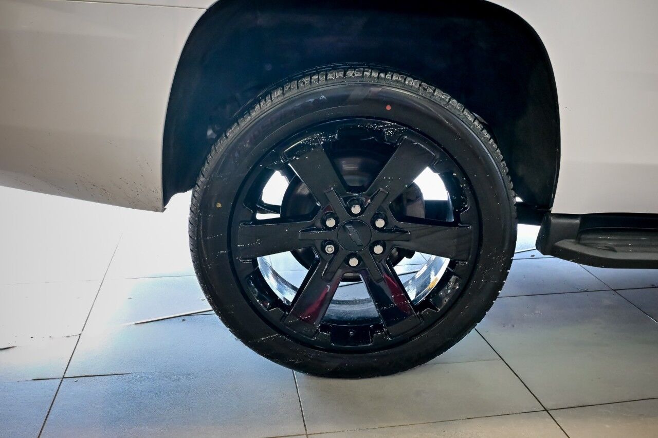 2017 Chevrolet Tahoe LT 4WD, Luxury Pkg, Sun, Entertainment And Destinations Package, 22'' Wheels Springfield NJ