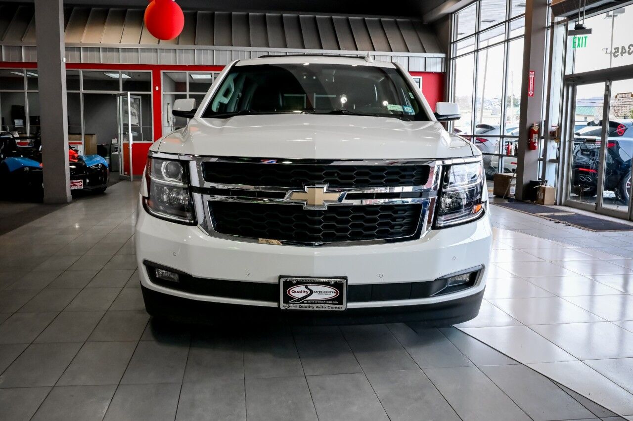 2017 Chevrolet Tahoe LT 4WD, Luxury Pkg, Sun, Entertainment And Destinations Package, 22'' Wheels