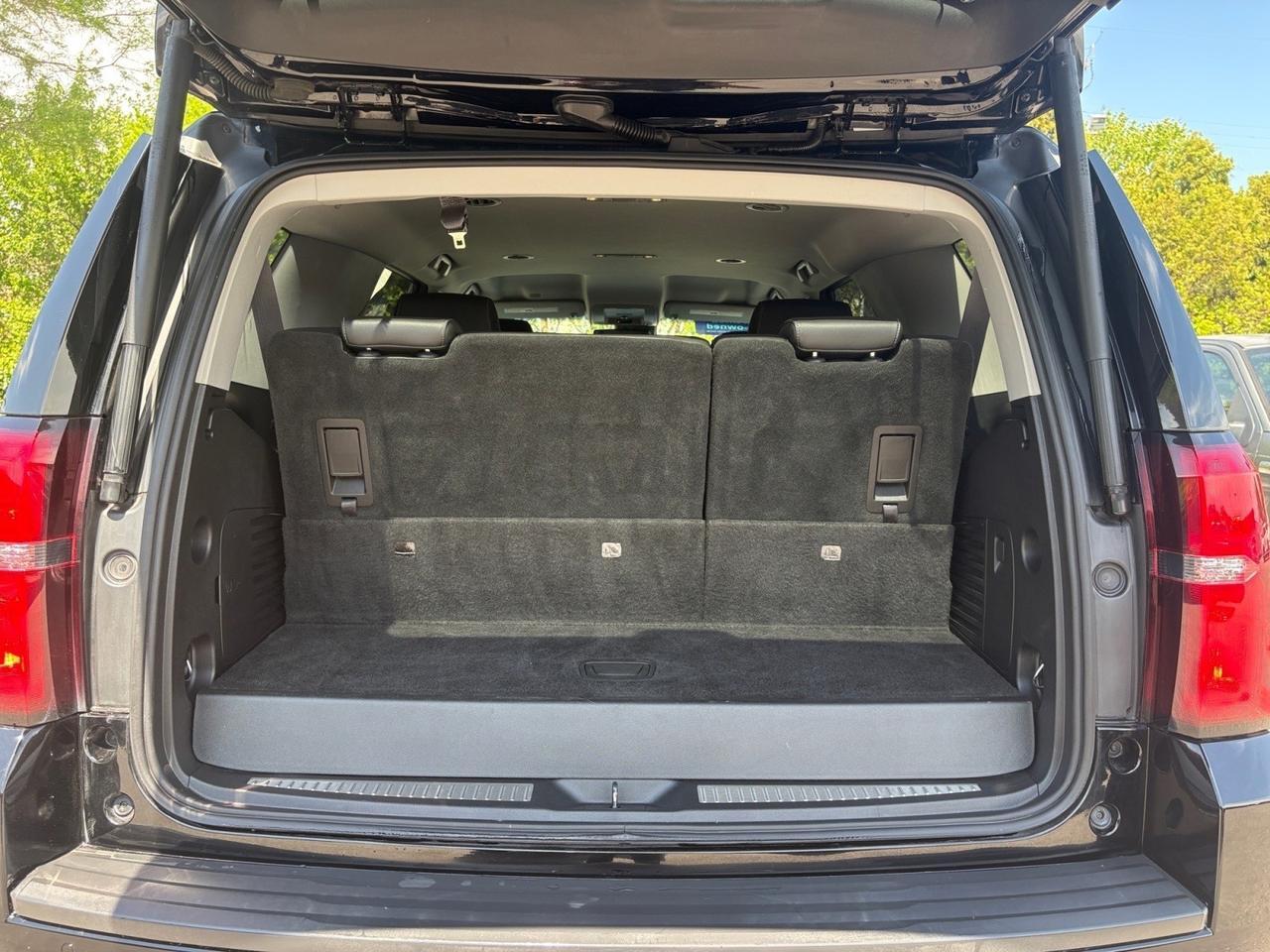 2017 Chevrolet Tahoe LT, RUNNING BOARDS, ROOF RAILS, HANDS FREE LIFTGATE, HEATED SEATS, POWER 3RD ROW SEATS, BLIND SPOT ALERT, BACKUP CAMERA, PARKING SENSORS, REMOTE START, ONSTAR CONNECT, LOW MILES, CLEAN CARFAX, TAKE THE WHOLE FAMILY IN A TAHOE! Virginia Beach VA