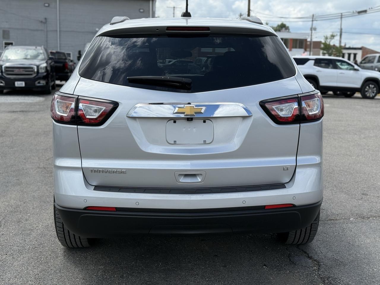2017 Chevrolet Traverse 2LT Crestwood KY