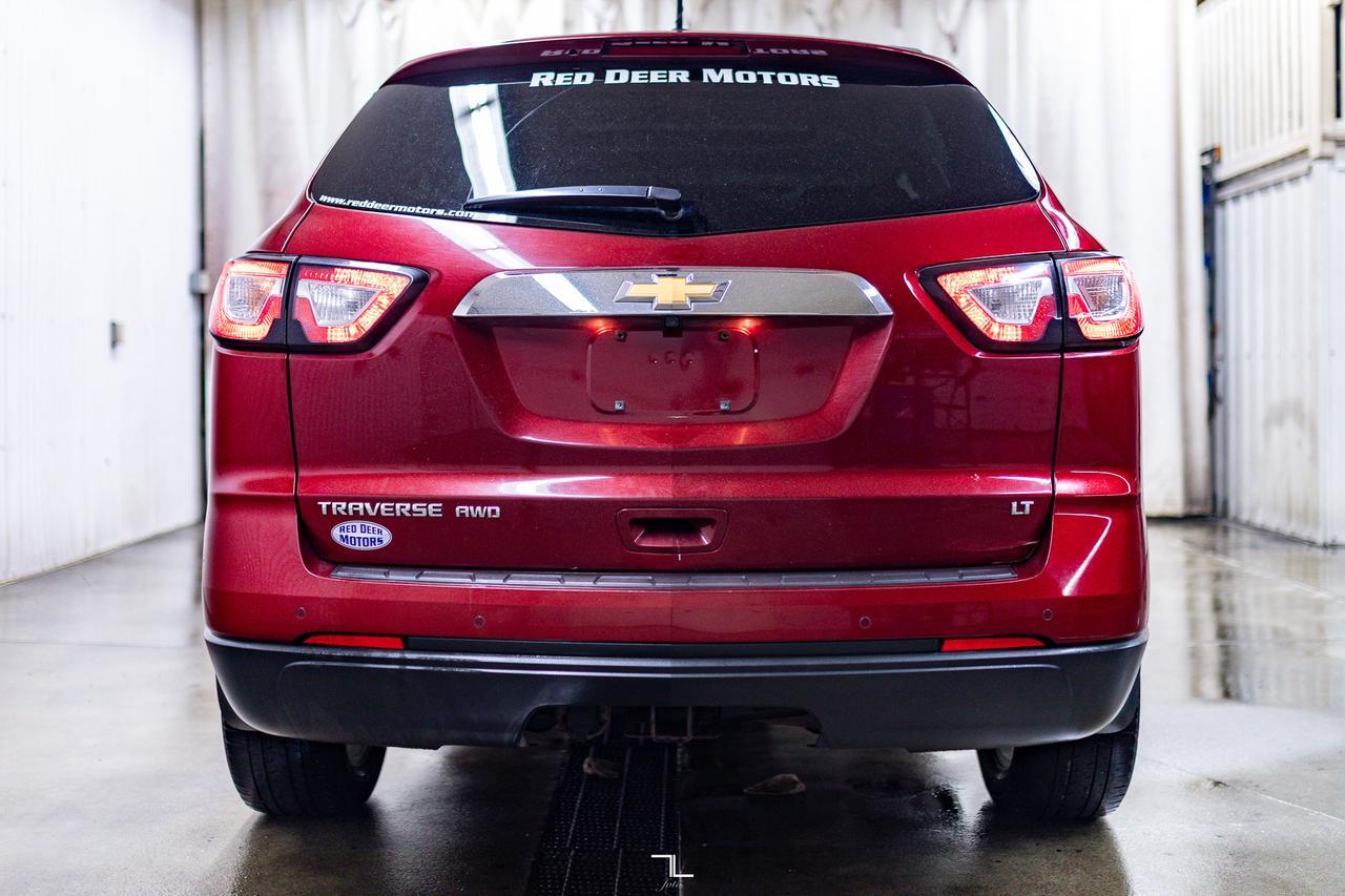 2017 Chevrolet Traverse AWD LT Roof BCam PSeat Red Deer AB