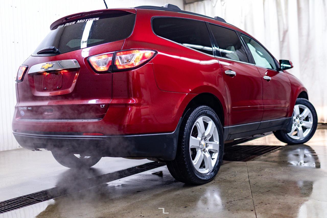 2017 Chevrolet Traverse AWD LT Roof BCam PSeat Red Deer AB