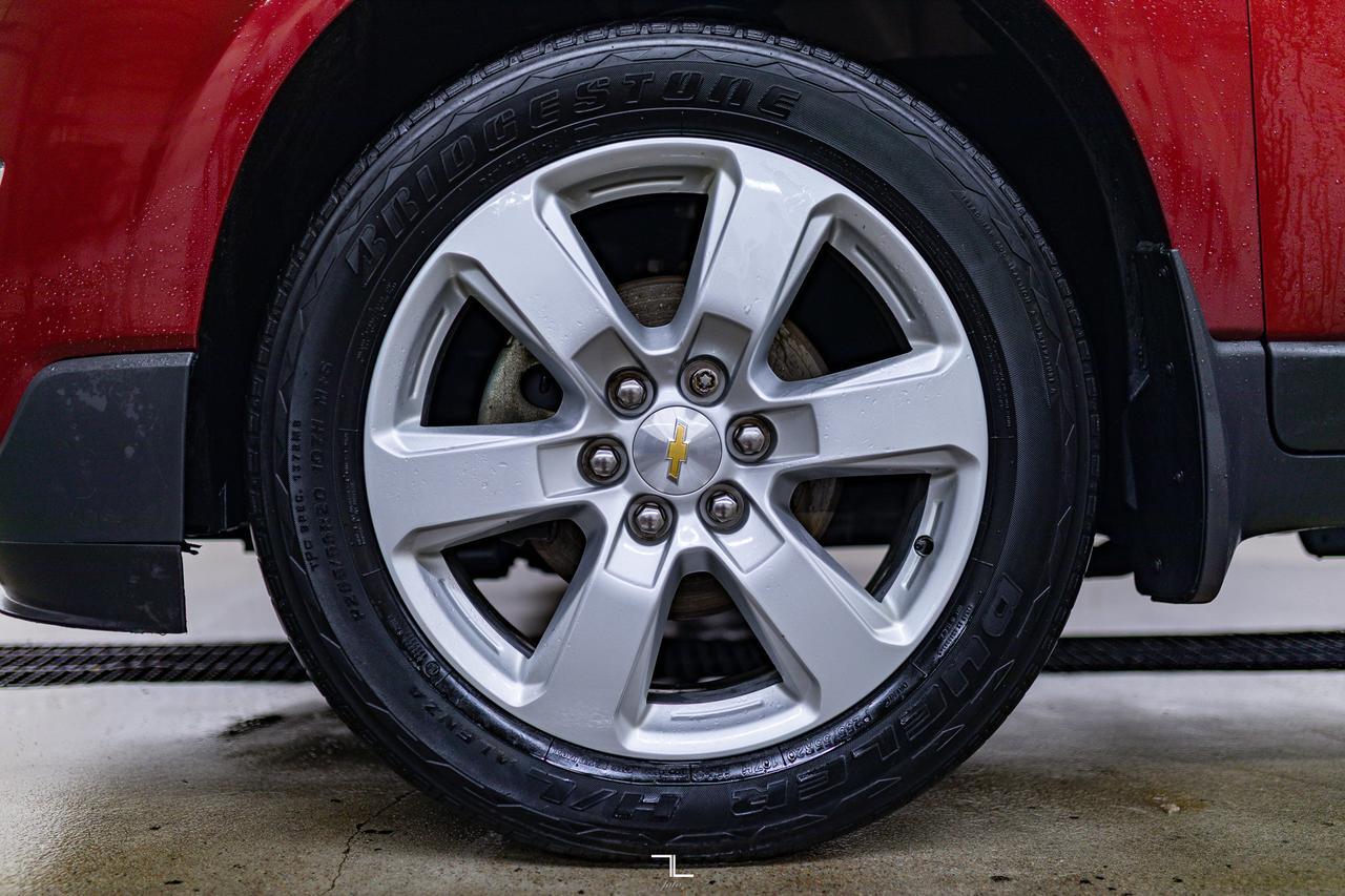 2017 Chevrolet Traverse AWD LT Roof BCam PSeat Red Deer AB