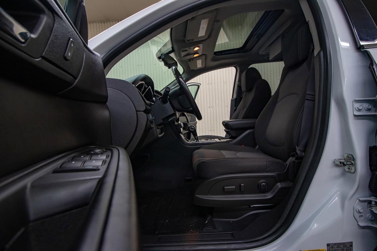 2017 Chevrolet Traverse AWD LT Sport Roof BCam DVD Red Deer AB