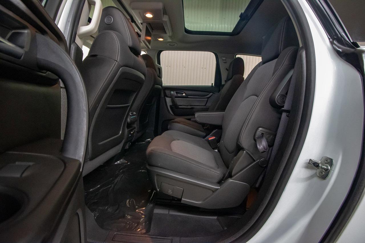 2017 Chevrolet Traverse AWD LT Sport Roof BCam DVD Red Deer AB