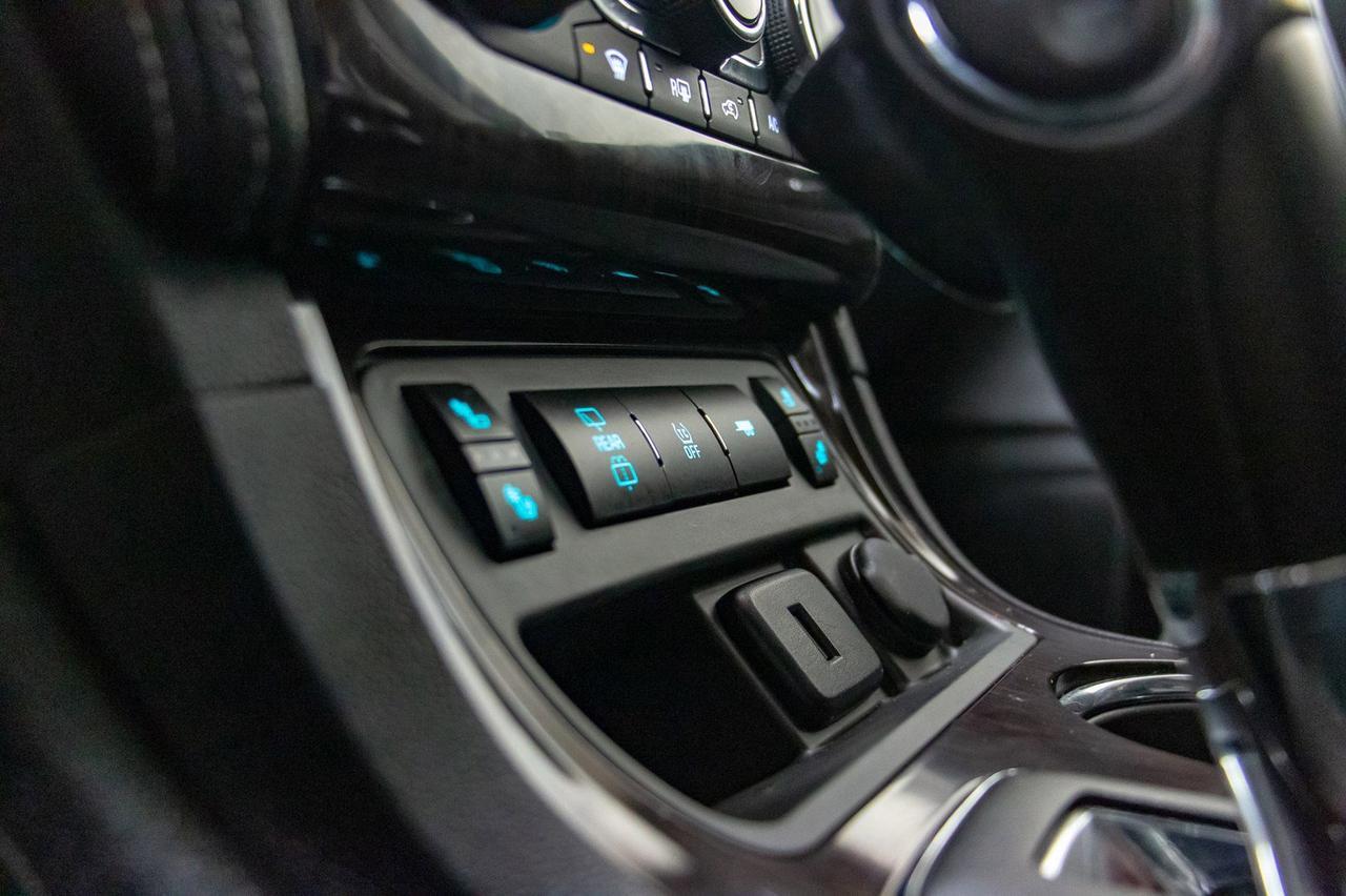 2017 Chevrolet Traverse AWD LT Sport Roof BCam DVD Red Deer AB