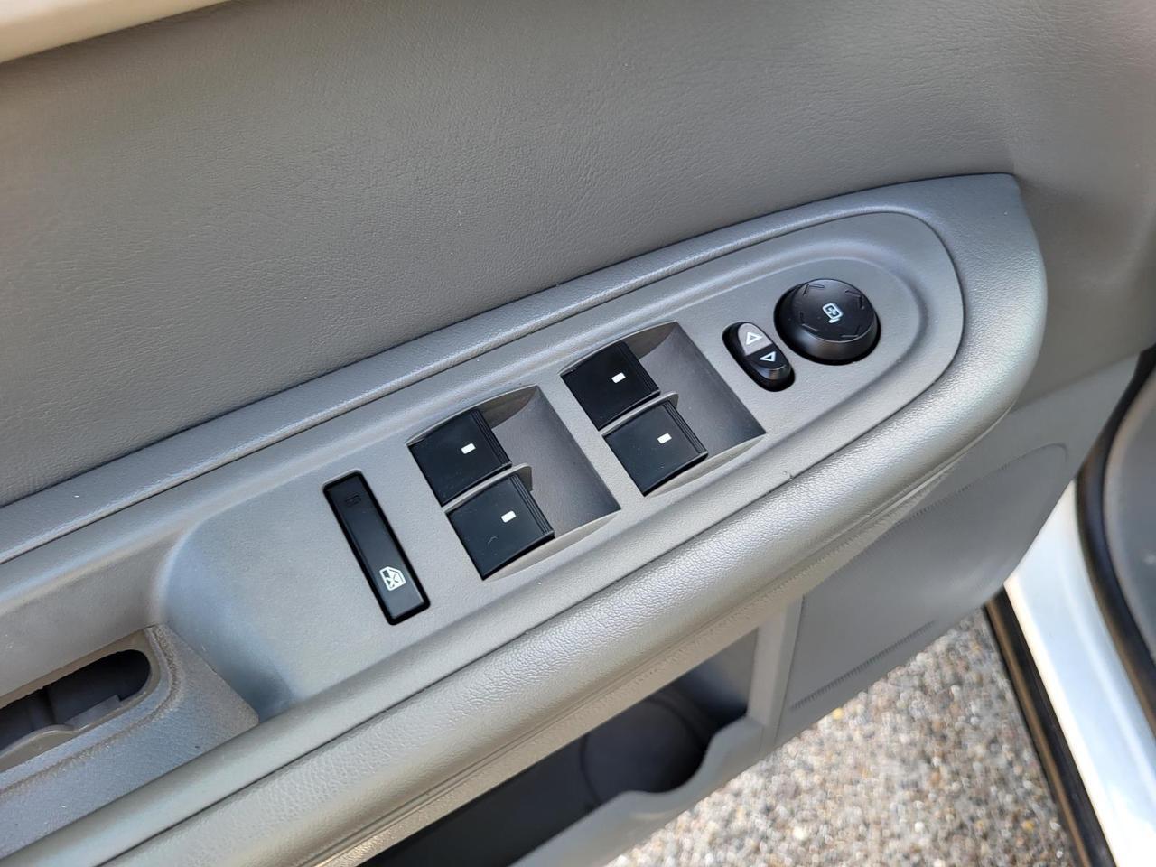 2017 Chevrolet Traverse FWD 4dr LS w/1LS Beeville TX