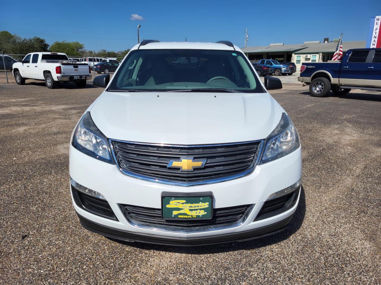 2017 Chevrolet Traverse FWD 4dr LS w/1LS Beeville TX