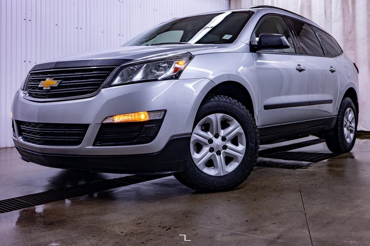 2017 Chevrolet Traverse FWD LS 8 Passenger BCam Red Deer AB