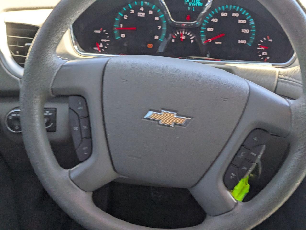 2017 Chevrolet Traverse LS Castroville TX