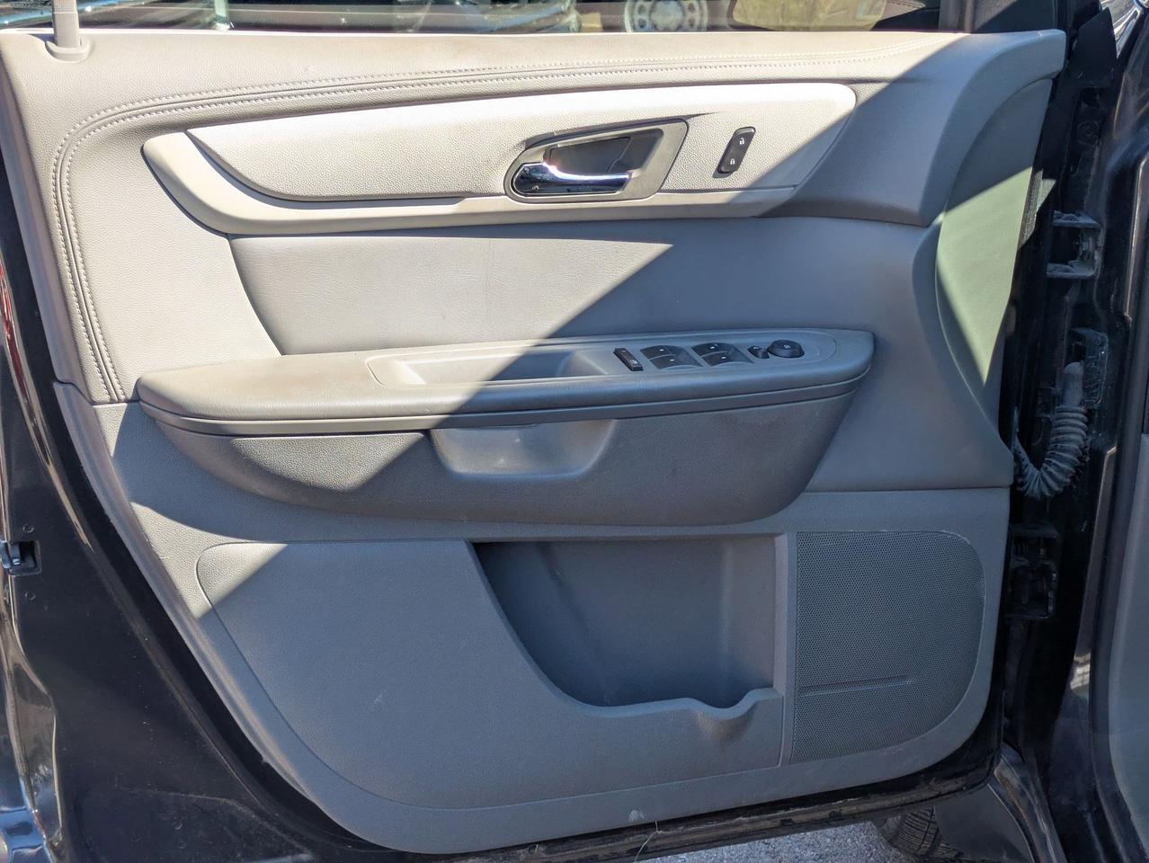 2017 Chevrolet Traverse LS Castroville TX