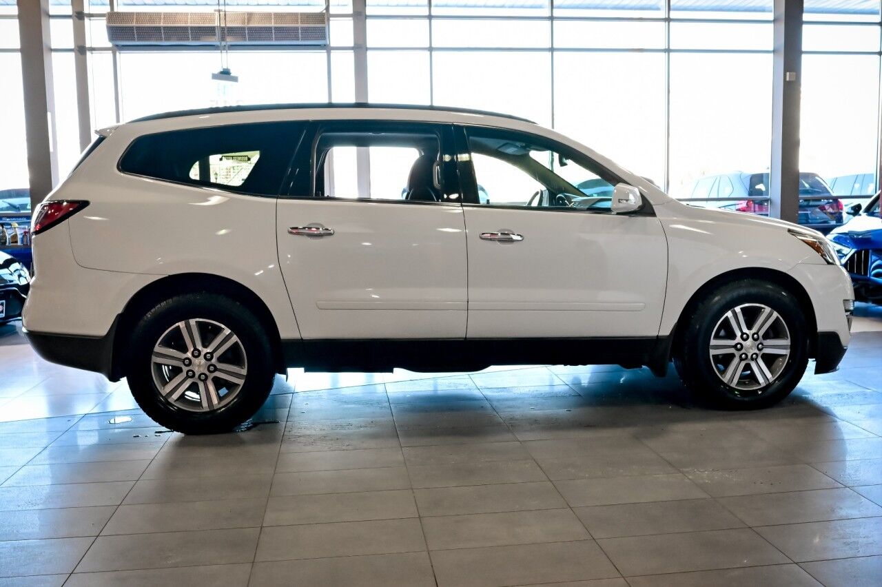 2017 Chevrolet Traverse LT, 3RD Row, Navigation, Rear Entertainment Springfield NJ