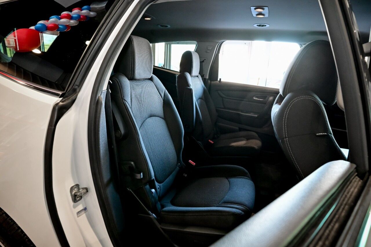 2017 Chevrolet Traverse LT, 3RD Row, Navigation, Rear Entertainment Springfield NJ