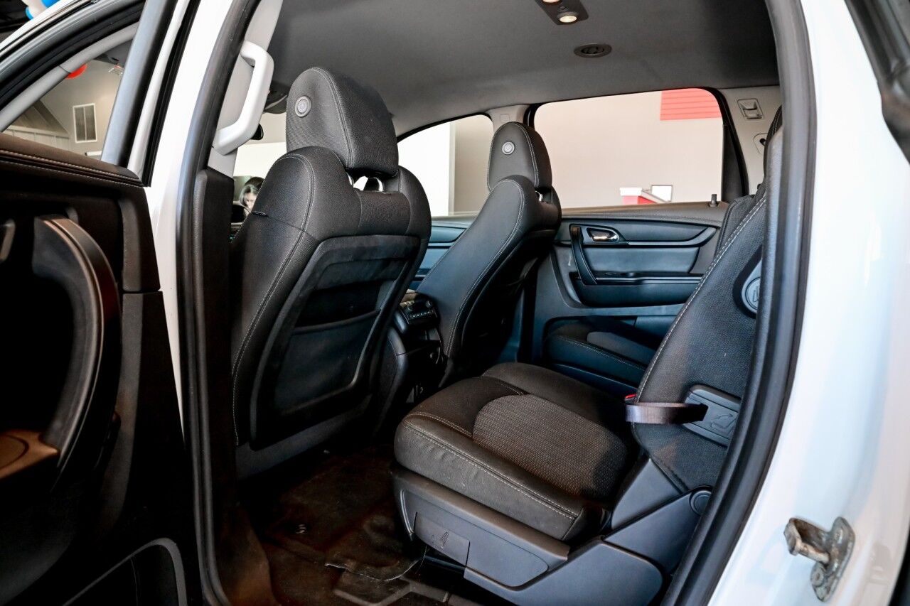 2017 Chevrolet Traverse LT, 3RD Row, Navigation, Rear Entertainment Springfield NJ