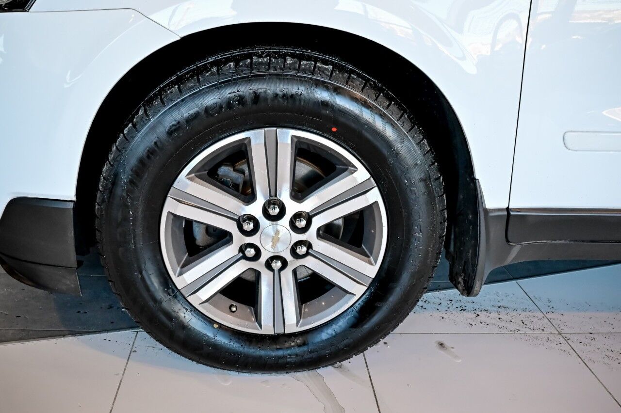 2017 Chevrolet Traverse LT, 3RD Row, Navigation, Rear Entertainment Springfield NJ