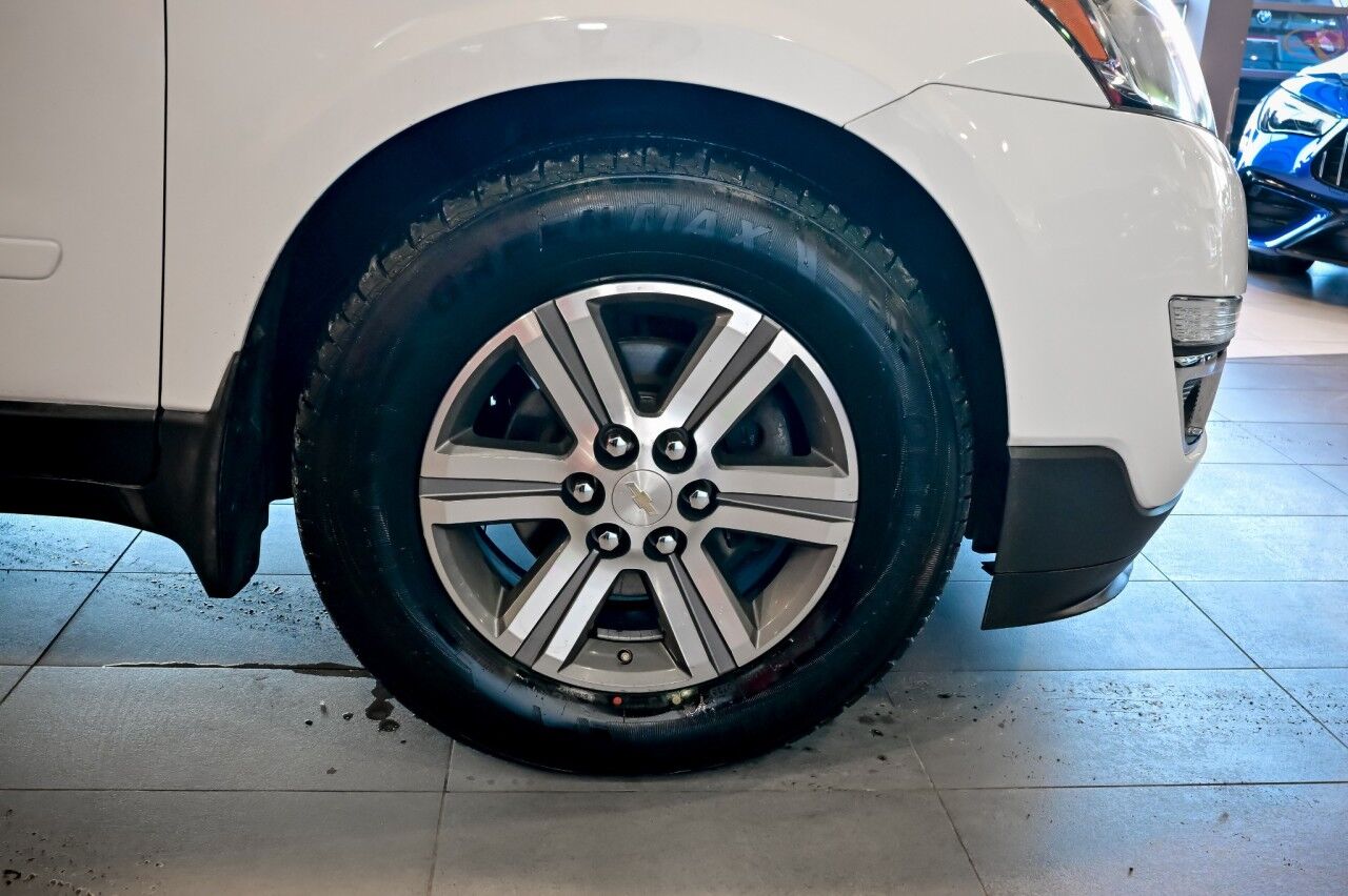 2017 Chevrolet Traverse LT, 3RD Row, Navigation, Rear Entertainment Springfield NJ