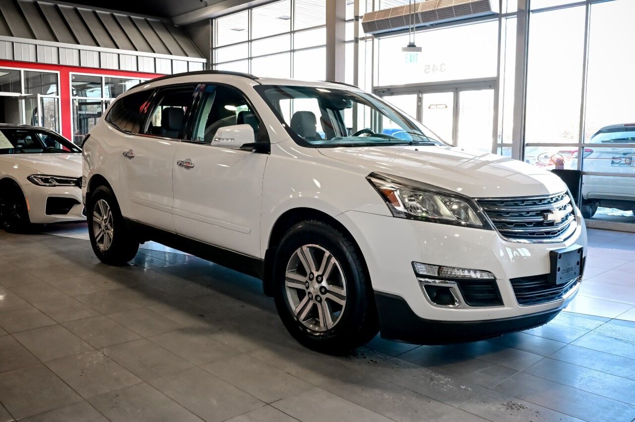 2017 Chevrolet Traverse LT, 3RD Row, Navigation, Rear Entertainment