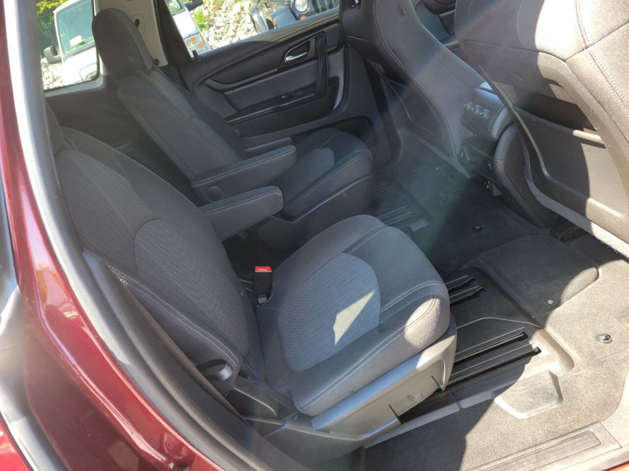 2017 Chevrolet Traverse LT Charlton MA