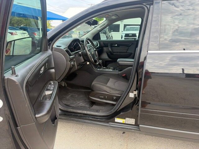 2017 Chevrolet Traverse LT Gainesville TX