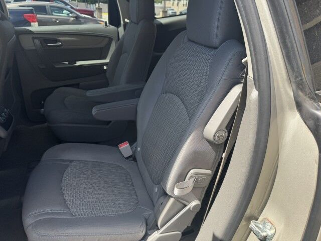 2017 Chevrolet Traverse LT North Versailles PA