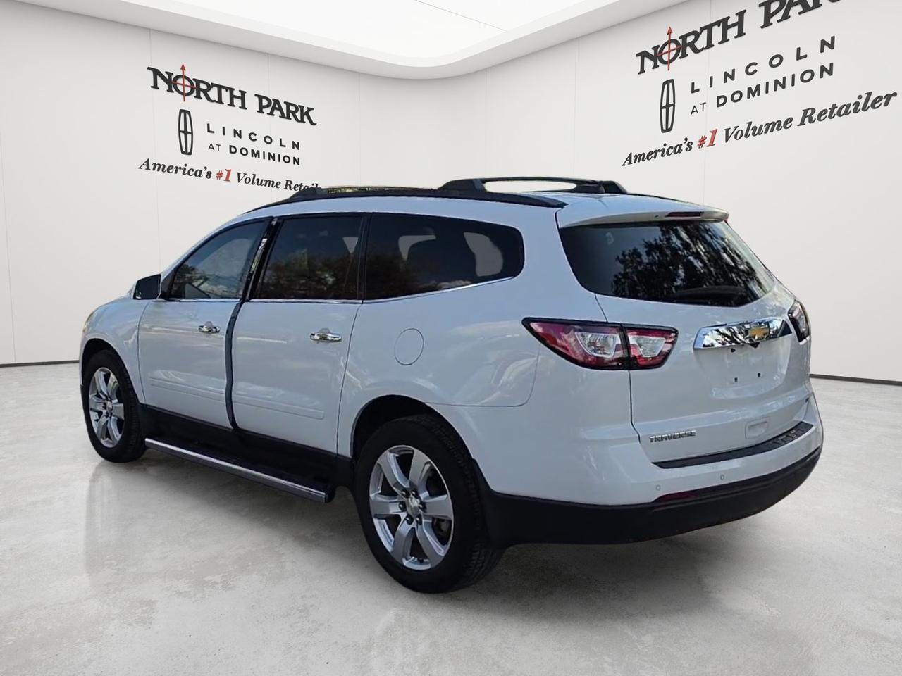 2017 Chevrolet Traverse LT