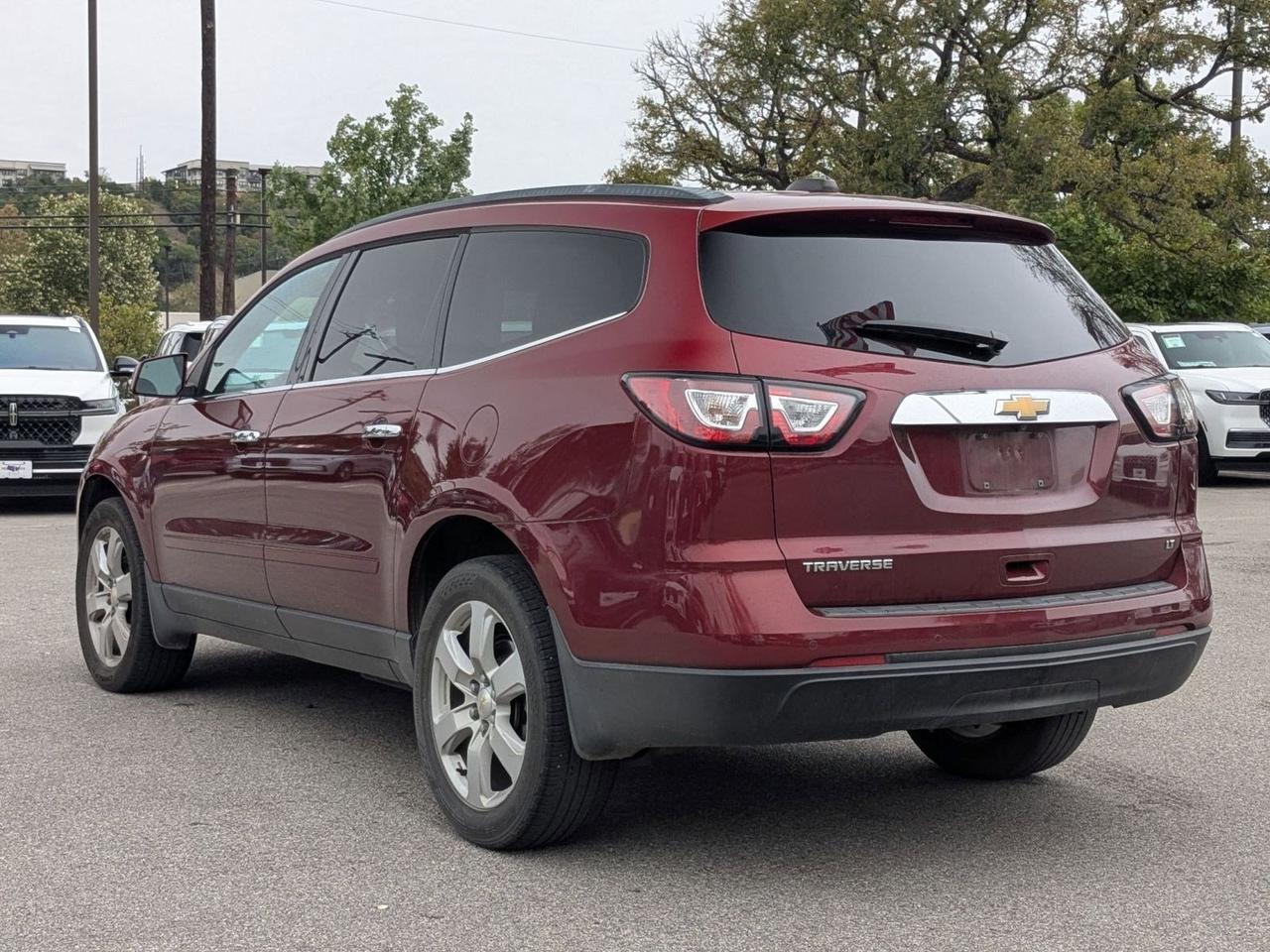 2017 Chevrolet Traverse LT