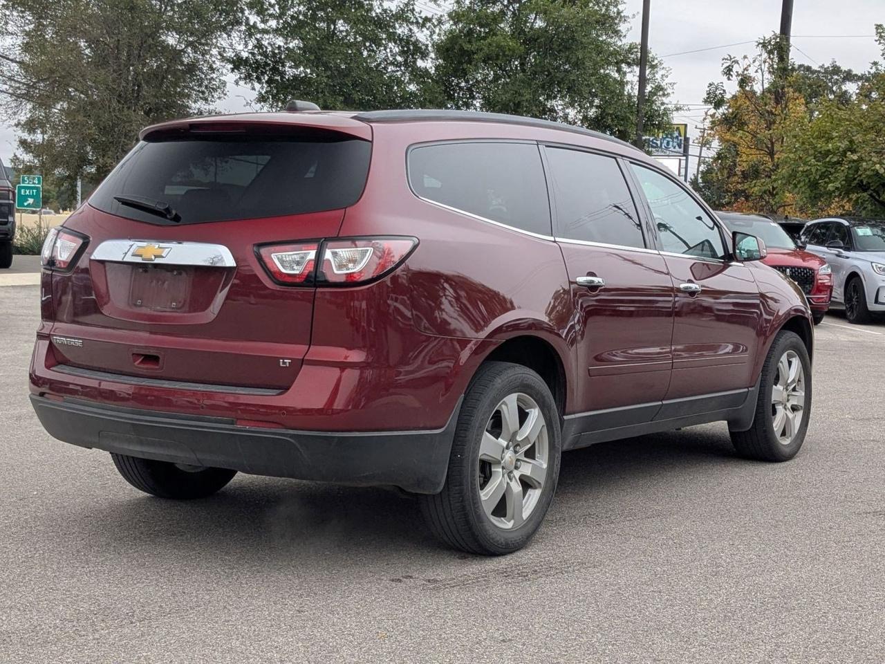 2017 Chevrolet Traverse LT