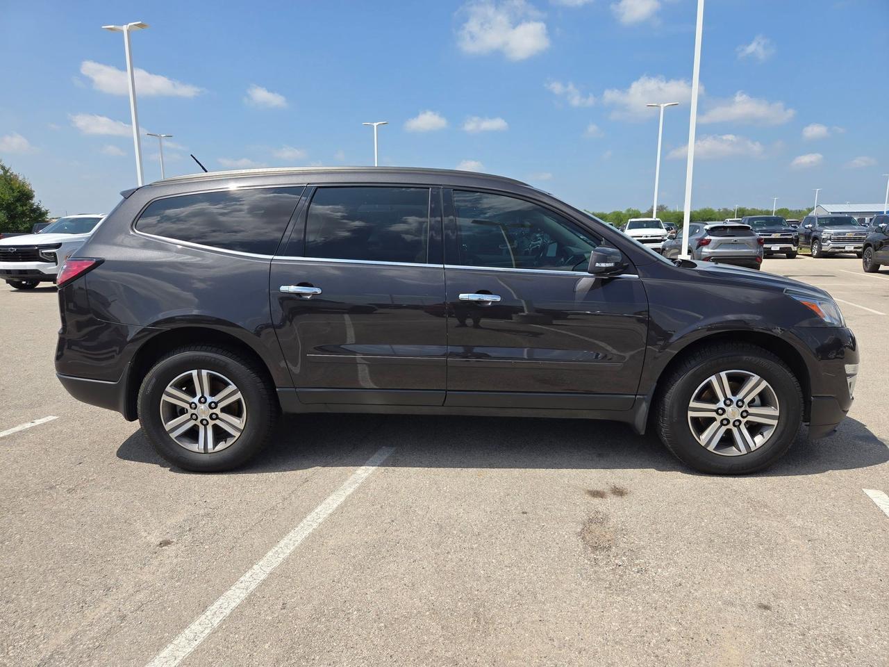 2017 Chevrolet Traverse LT