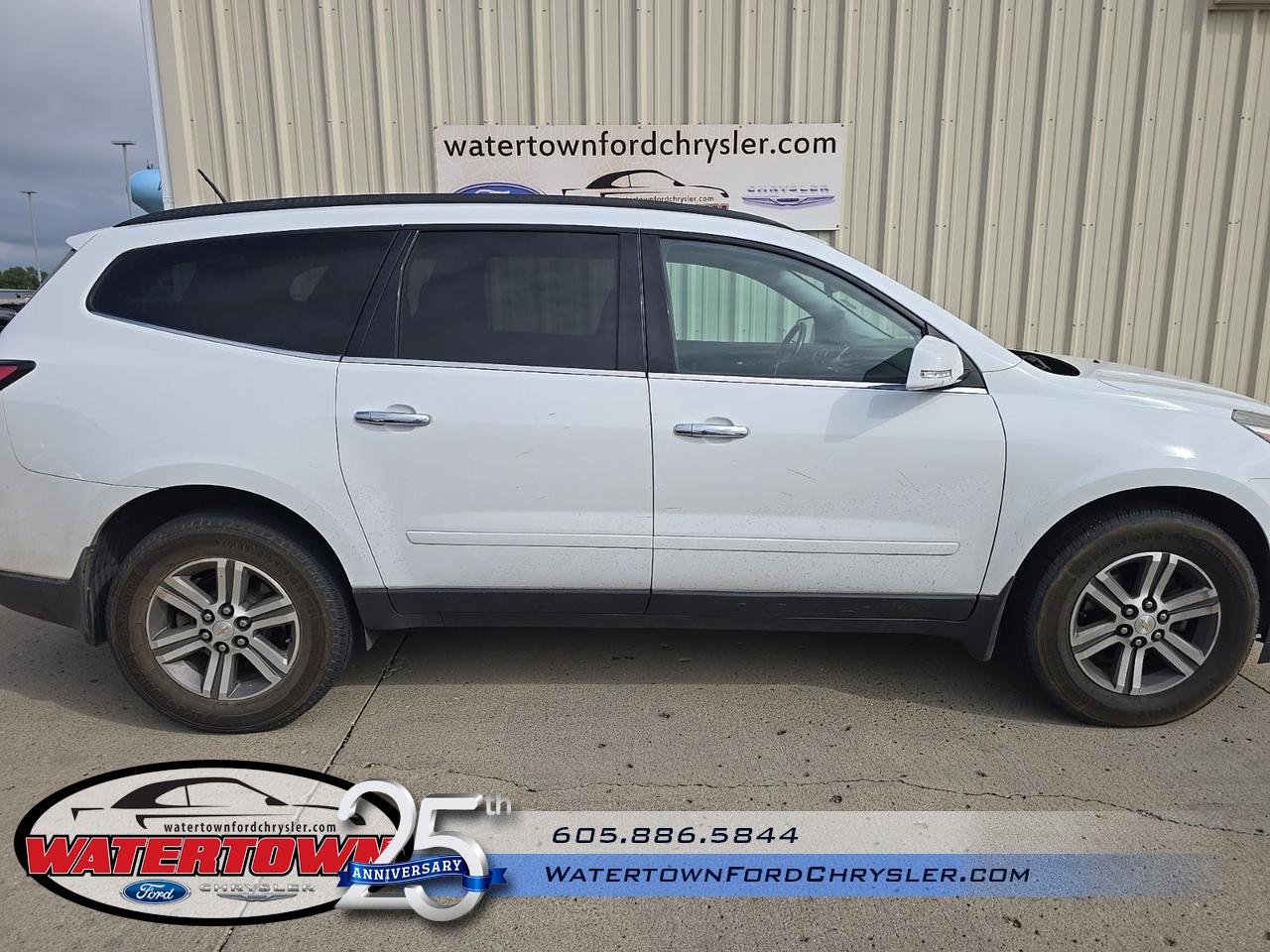 2017 Chevrolet Traverse LT