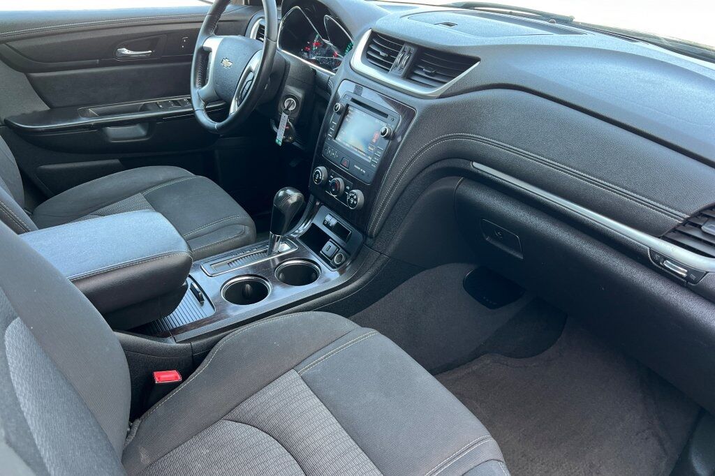 2017 Chevrolet Traverse LT Fruitland ID
