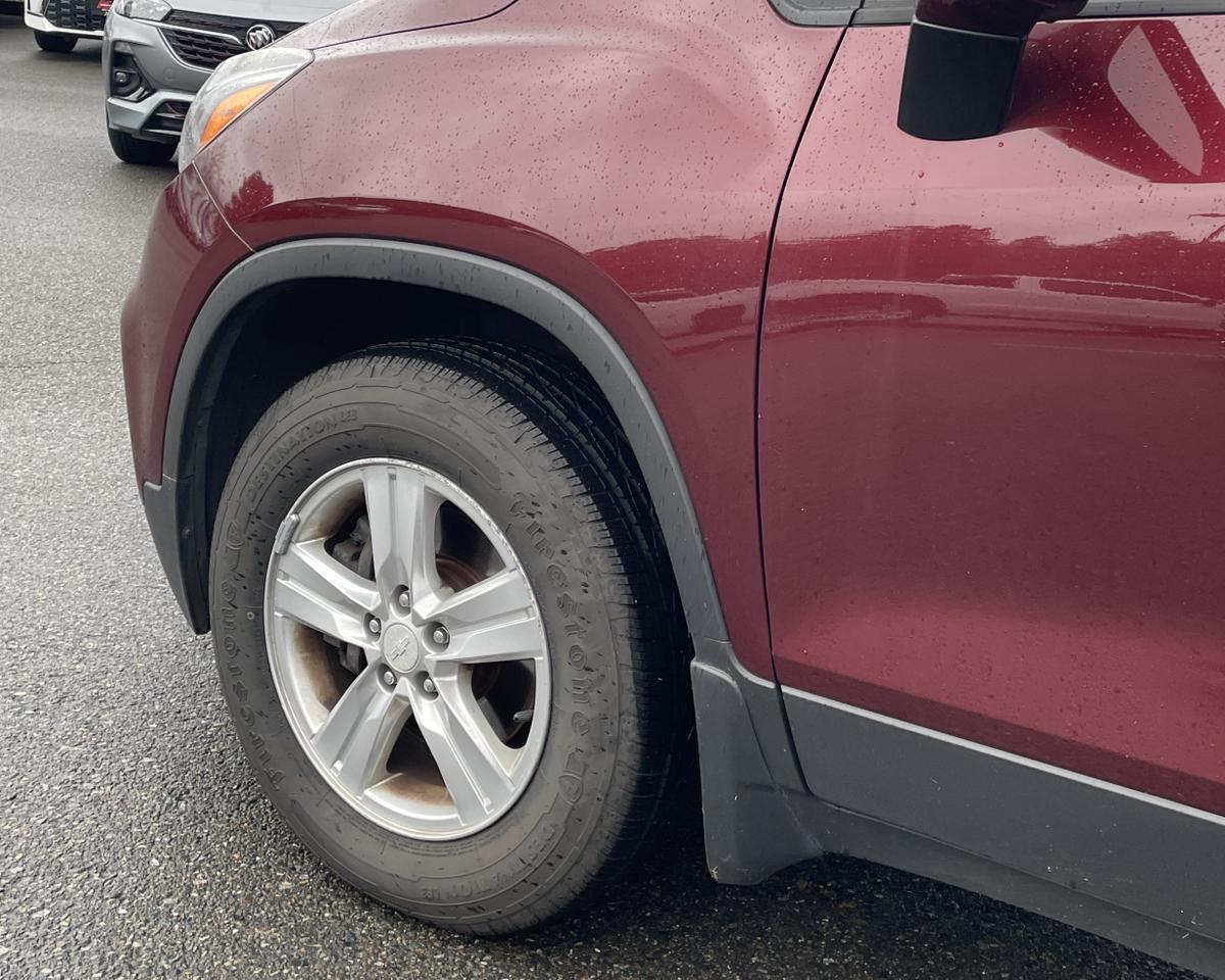 2017 Chevrolet Trax LS Sport Utility 4D