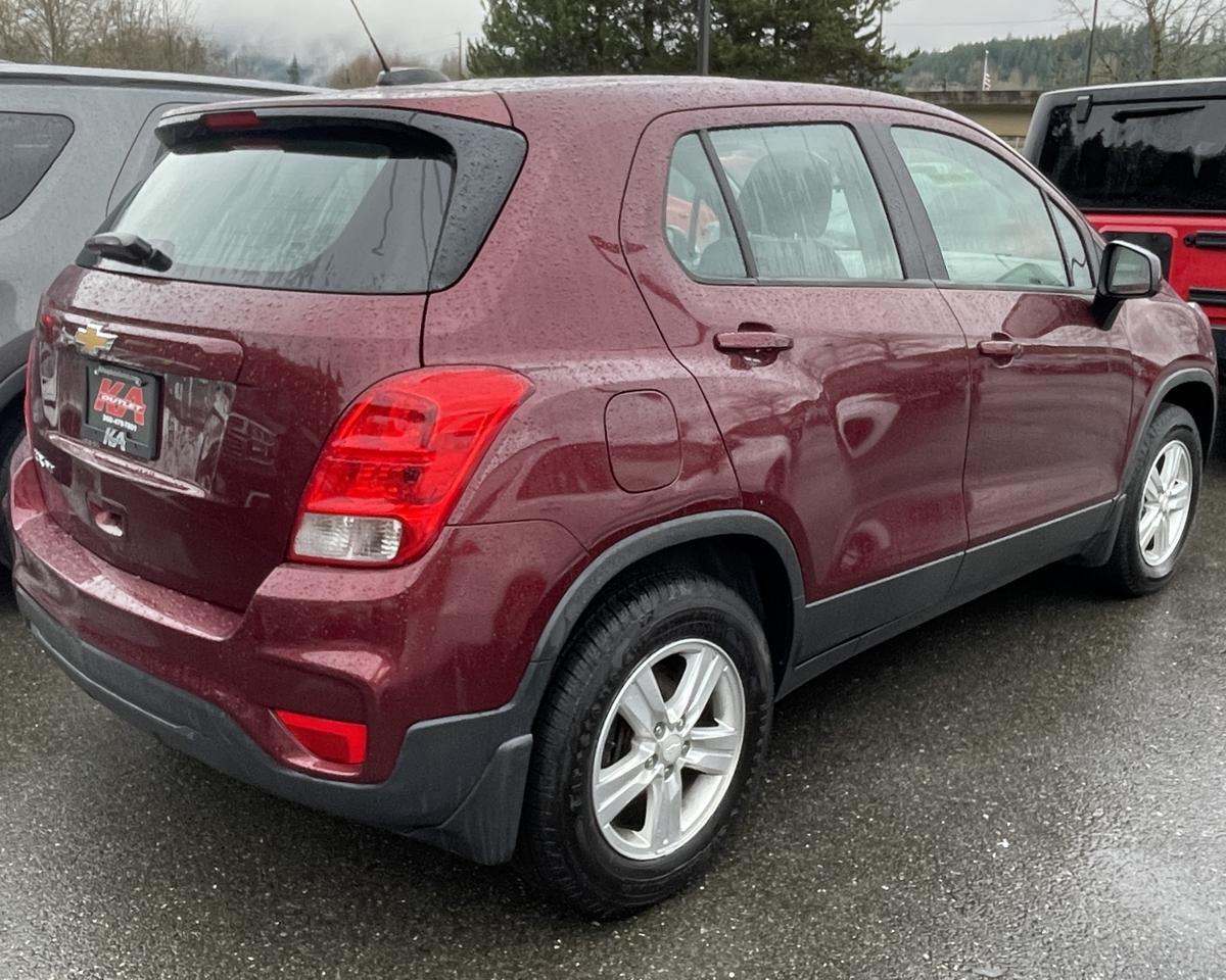 2017 Chevrolet Trax LS Sport Utility 4D