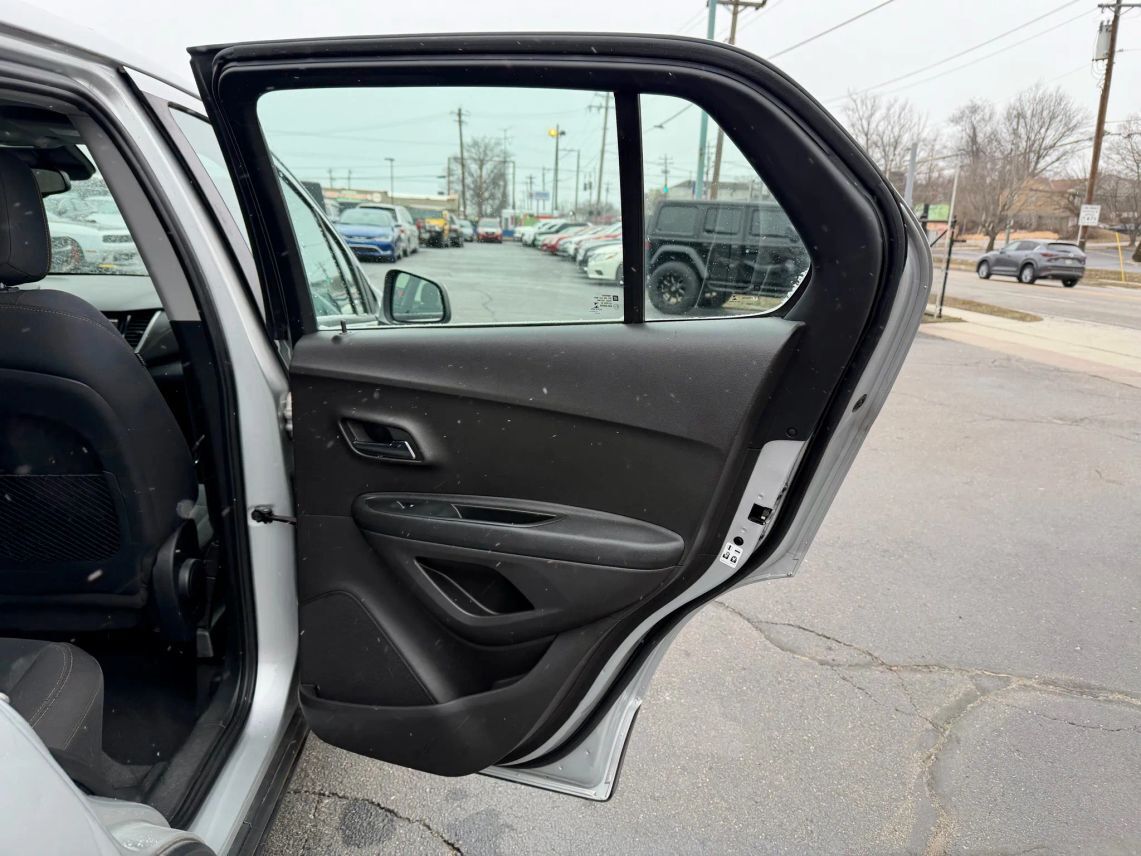 2017 Chevrolet Trax LS Sport Utility 4D Cincinnati OH