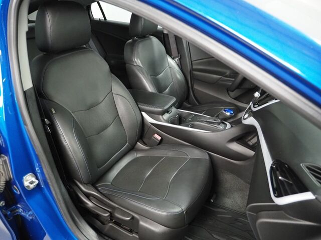 2017 Chevrolet Volt LT *COMFORT PKG, BACKUP-CAMERA, COLOR TOUCHSCREEN, LEATHER, HEATED SEATS/STEERING, KEYLESS ENTRY, REMOTE START, ALLOY WHEELS, BOSE, BLUETOOTH PHONE & AUDIO, APPLE CARPALY Round Rock TX