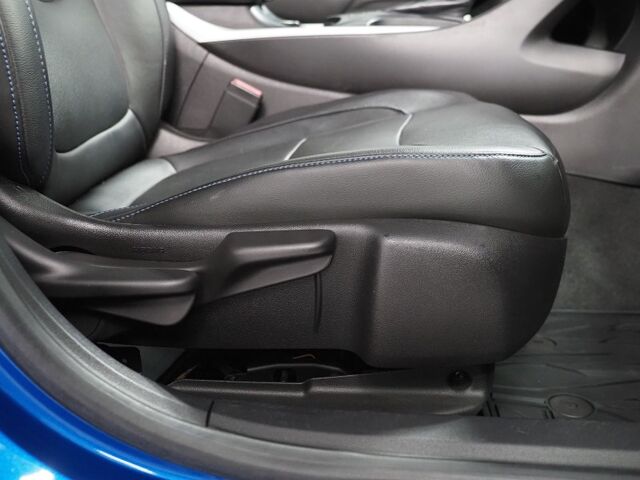 2017 Chevrolet Volt LT *COMFORT PKG, BACKUP-CAMERA, COLOR TOUCHSCREEN, LEATHER, HEATED SEATS/STEERING, KEYLESS ENTRY, REMOTE START, ALLOY WHEELS, BOSE, BLUETOOTH PHONE & AUDIO, APPLE CARPALY Round Rock TX
