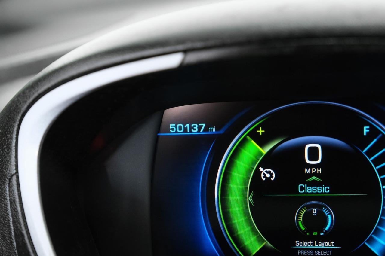 2017 Chevrolet Volt LT HEATED SEATS REAR CAMERA KEYLESS START BLUETOOTH CRUISE CONTR Carrollton TX