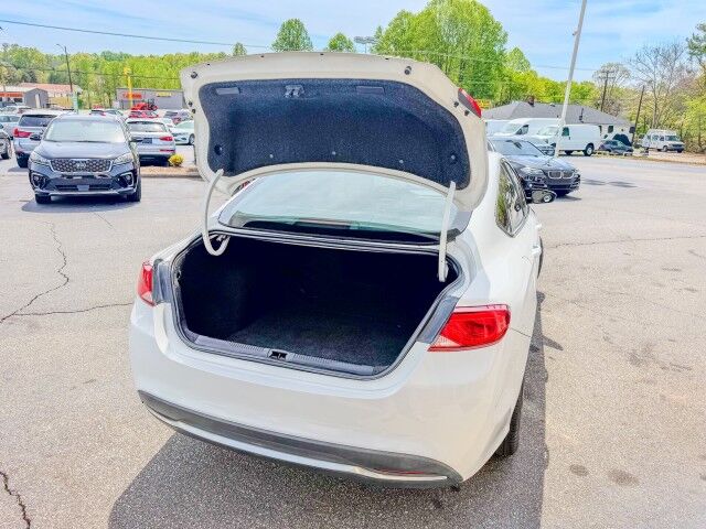 2017 Chrysler 200 Limited Conover NC