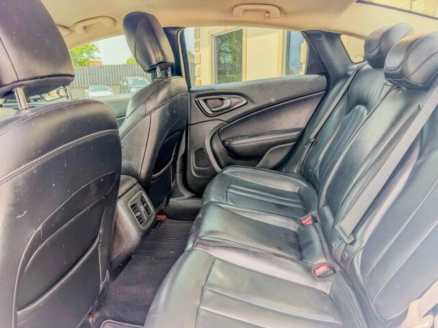 2017 Chrysler 200 Limited Conover NC