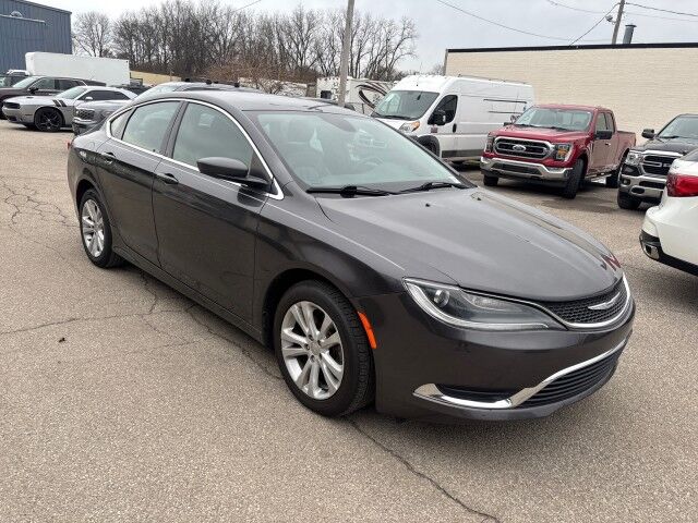 2017 Chrysler 200 Limited Platinum Cleveland OH