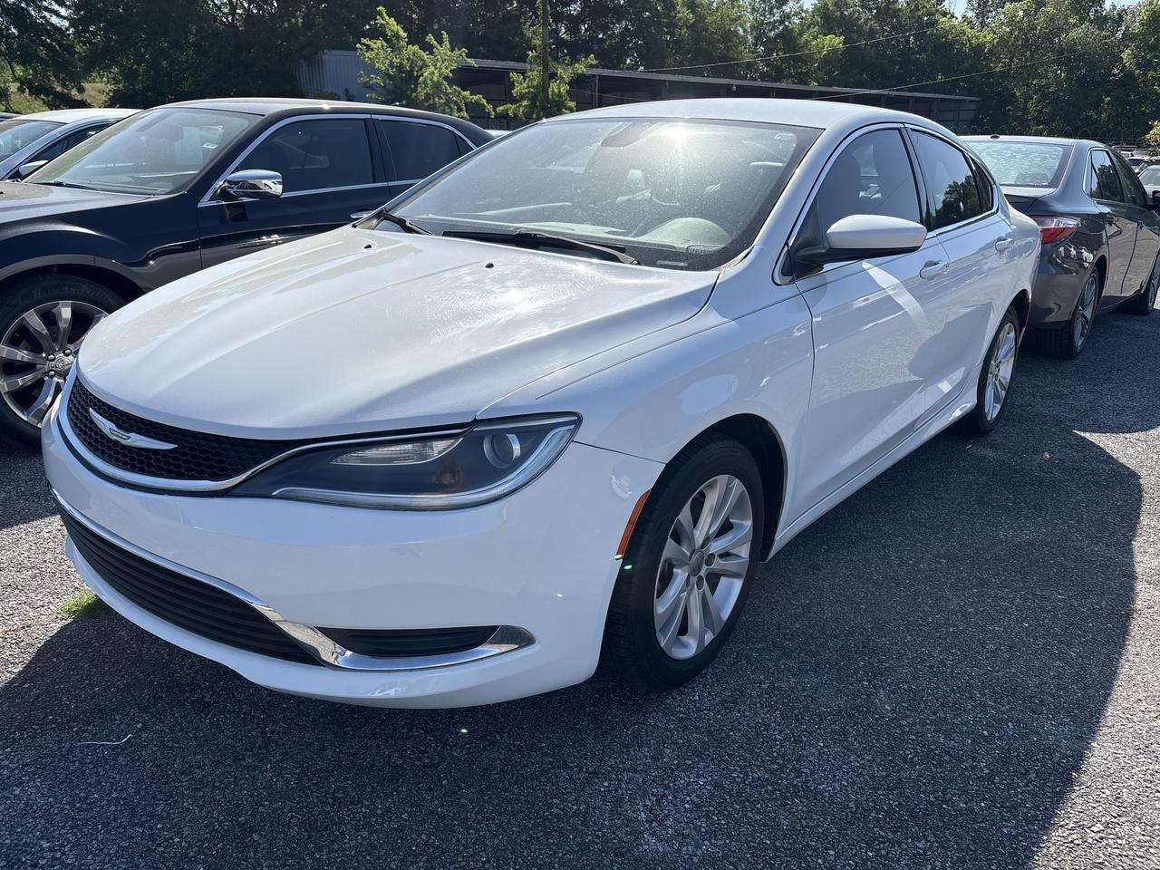 2017 Chrysler 200 Limited Platinum